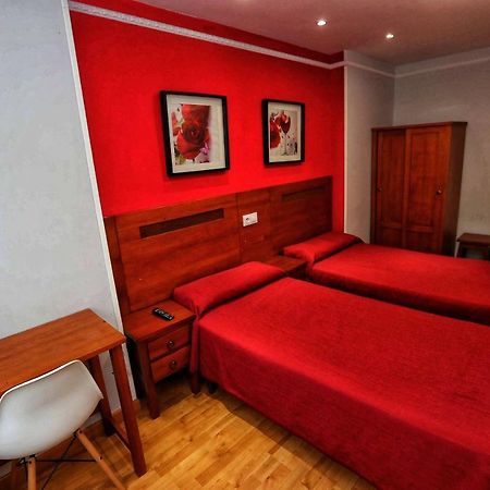 Hostal Vitorina Soria Exterior foto
