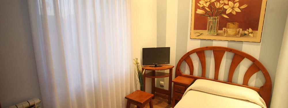 Hostal Vitorina Soria Exterior foto