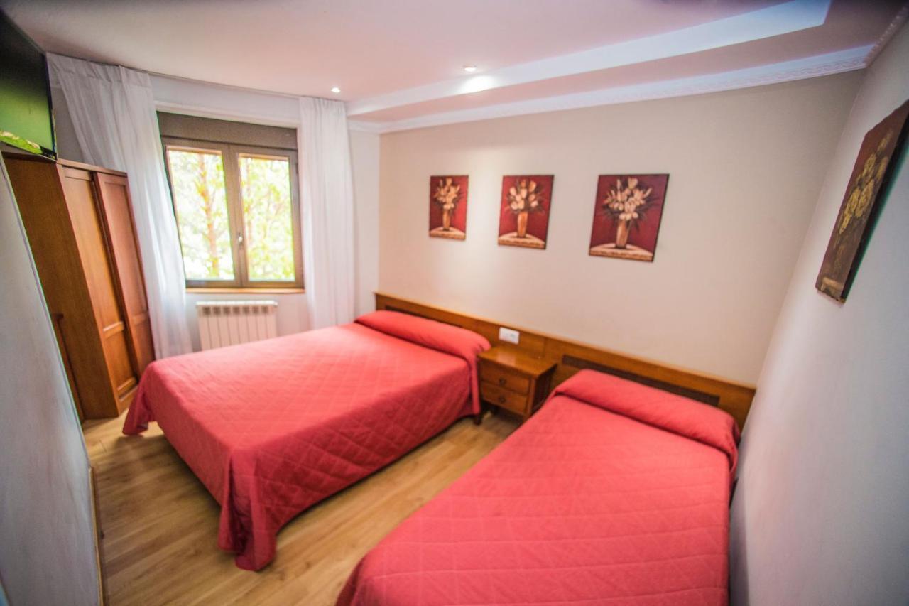 Hostal Vitorina Soria Exterior foto