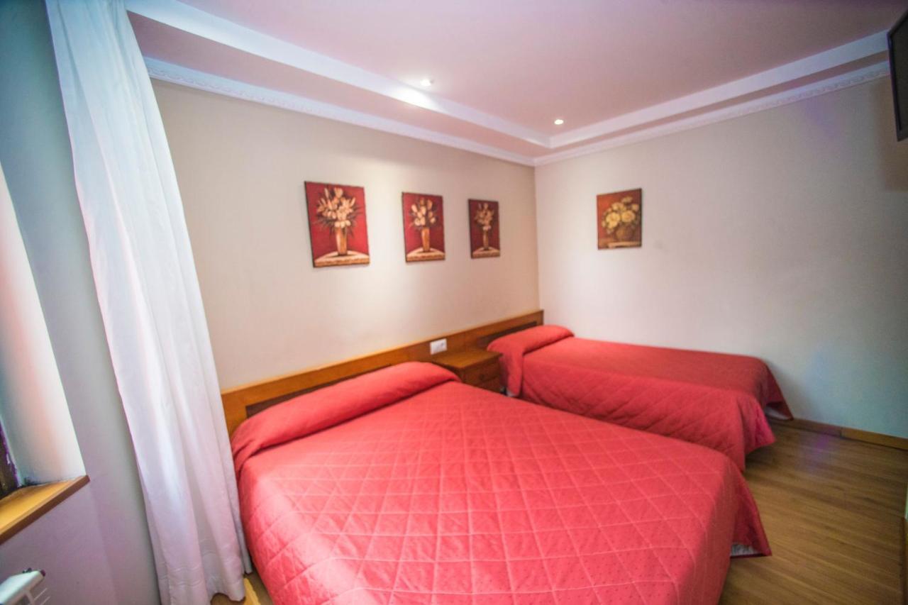 Hostal Vitorina Soria Exterior foto